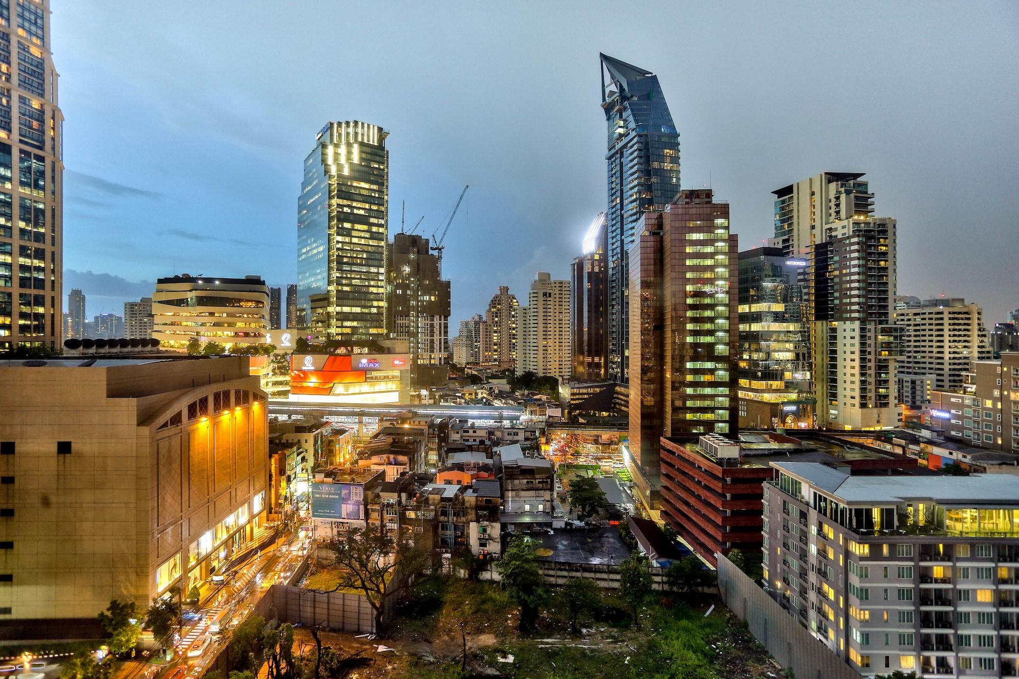 Hotel Hilton Sukhumvit Bangkok Zewnętrze zdjęcie